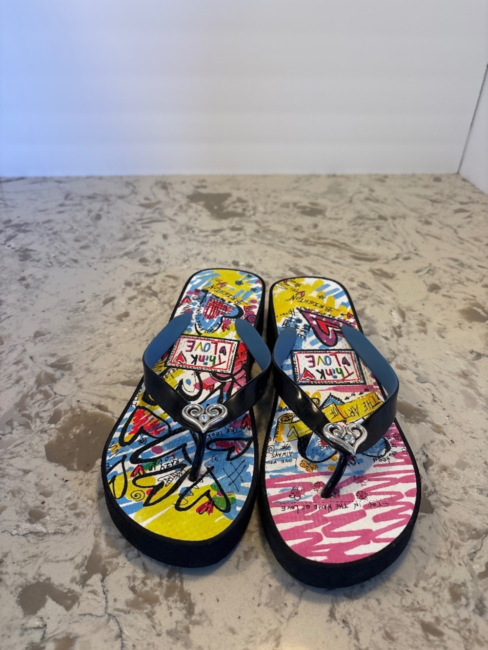 Brighton Think Love Graffiti Style Art Flip Flops Size 10 EUC